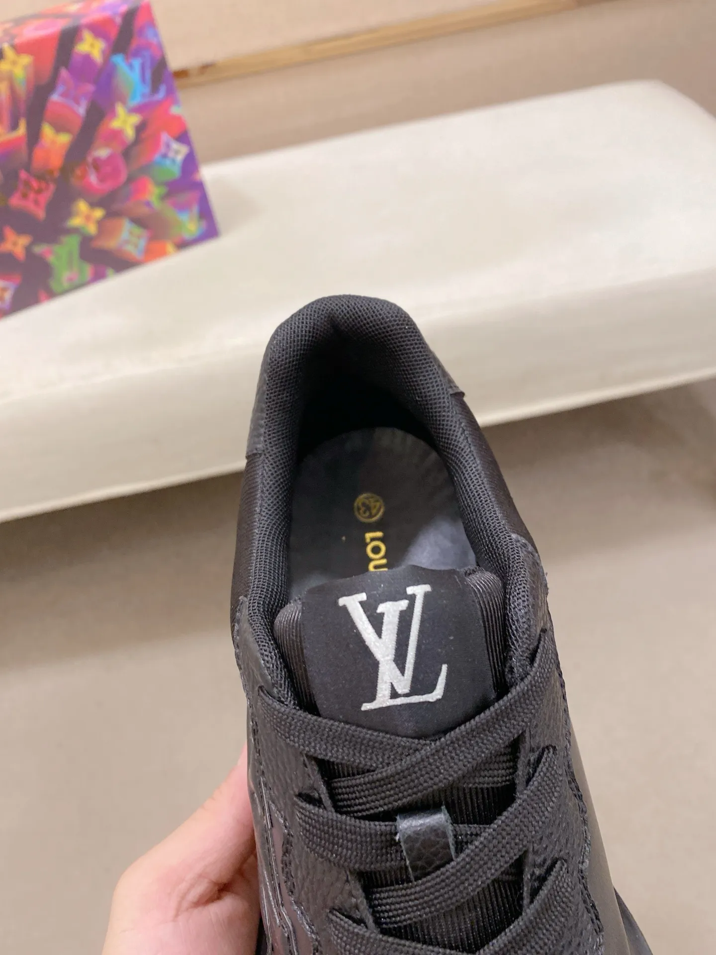 Men's shoes: 442💰🎉🎉LV~Louis Vuitton trendy men's shoes, new shipments, latest matching, the same style as the official website, super high quality, hot sales of the season [strong][strong][strong]Selected first-layer cowhide, comfortable sheepskin lining, original last, comfortable on the foot, wear-resistant rubber outsole, size: 38-44.